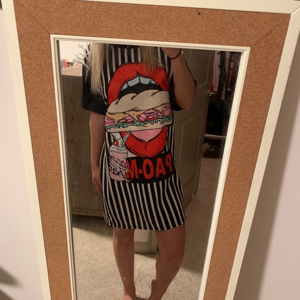 Cartoon hamburger dress